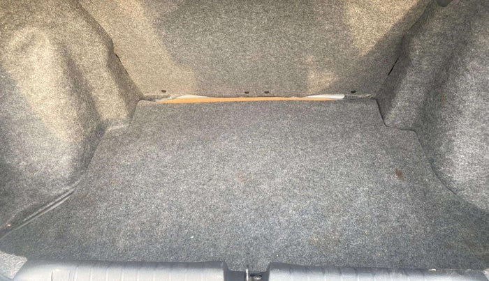 2019 Honda Amaze 1.2L I-VTEC V CVT, Petrol, Automatic, 30,543 km, Boot Inside