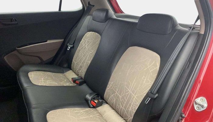 2017 Hyundai Grand i10 MAGNA AT 1.2 KAPPA VTVT, Petrol, Automatic, 20,711 km, Right Side Rear Door Cabin