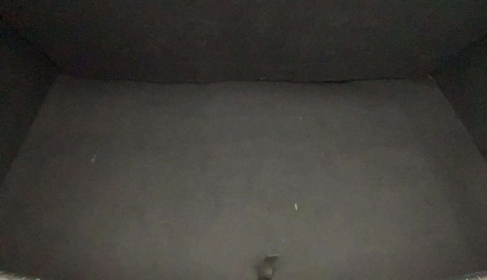 2017 Hyundai Grand i10 MAGNA AT 1.2 KAPPA VTVT, Petrol, Automatic, 20,711 km, Boot Inside