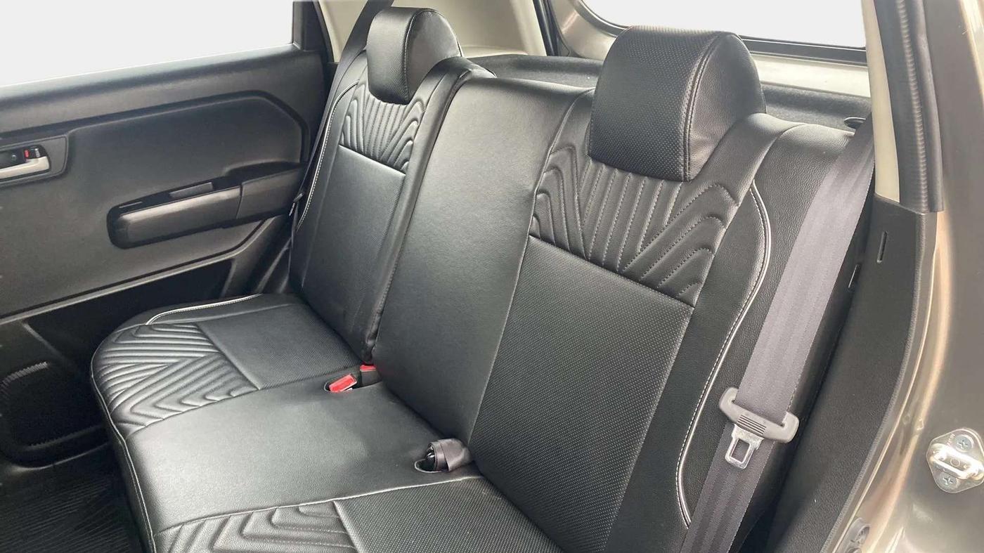2020 Maruti New Wagon-R VXI 1.0, Petrol, Manual, 18,905 km, Right Side Rear Door Cabin