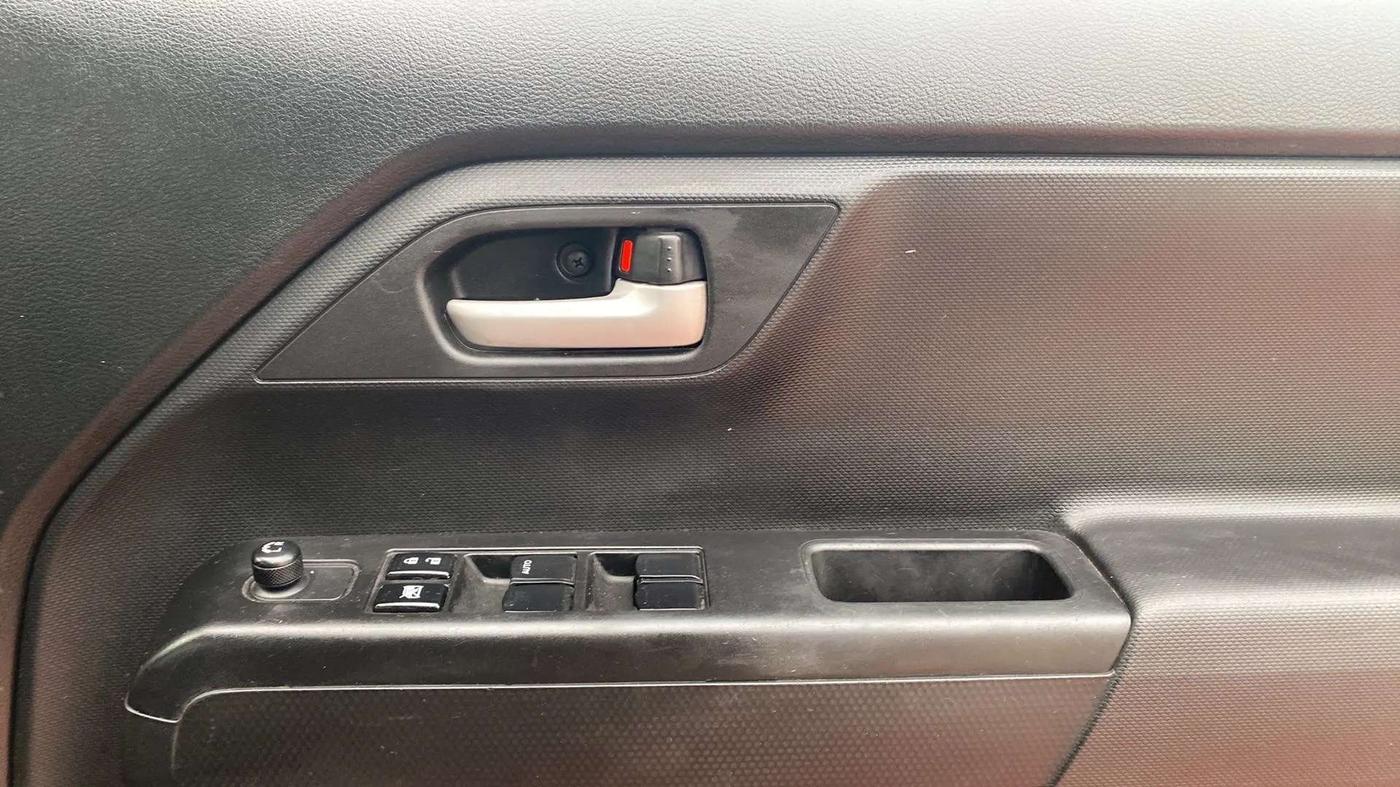 2020 Maruti New Wagon-R VXI 1.0, Petrol, Manual, 18,905 km, Driver Side Door Panels Control