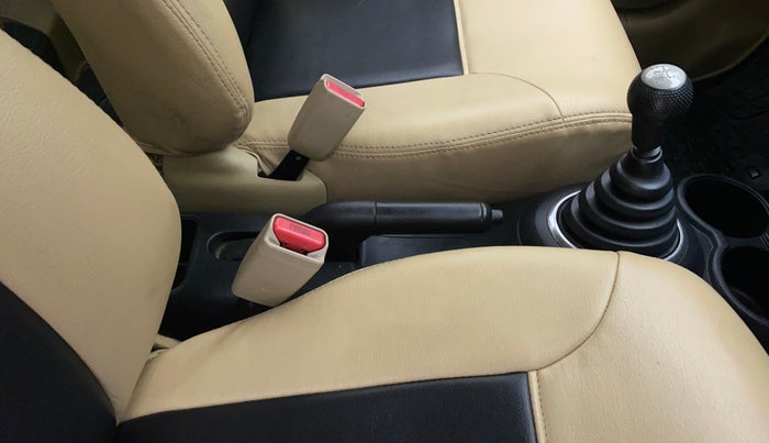 2013 Honda Brio S MT, Petrol, Manual, 42,403 km, Gear Lever