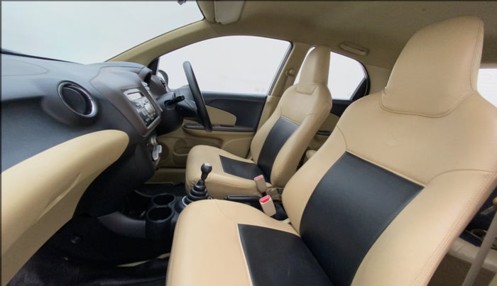 2013 Honda Brio S MT, Petrol, Manual, 42,403 km, Right Side Front Door Cabin