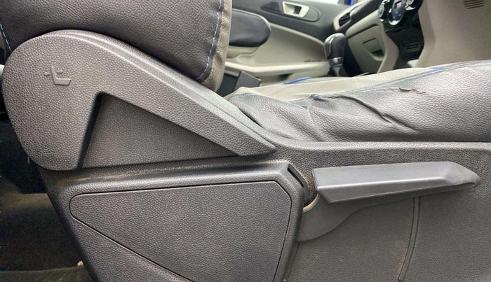 2014 Ford Ecosport TITANIUM 1.0L ECOBOOST, Petrol, Manual, 88,442 km, Driver Side Adjustment Panel