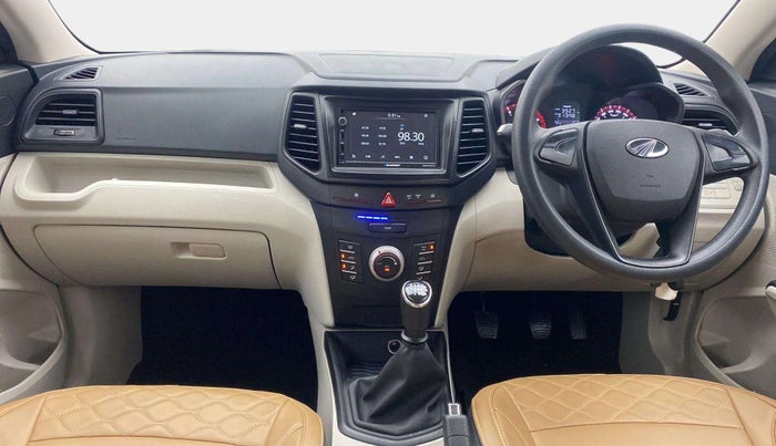 2022 Mahindra XUV300 W4 1.2 PETROL, Petrol, Manual, 17,392 km, Dashboard