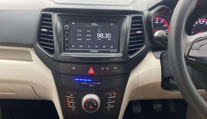 2022 Mahindra XUV300 W4 1.2 PETROL, Petrol, Manual, 17,392 km, Air Conditioner