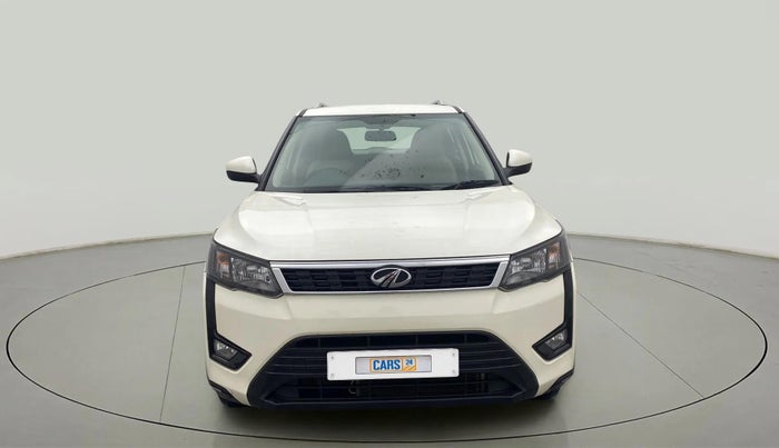 2022 Mahindra XUV300 W4 1.2 PETROL, Petrol, Manual, 17,392 km, Front