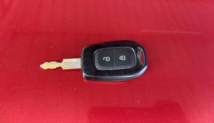 2019 Renault Kwid RXT 1.0 (O), Petrol, Manual, 56,311 km, Key Close Up