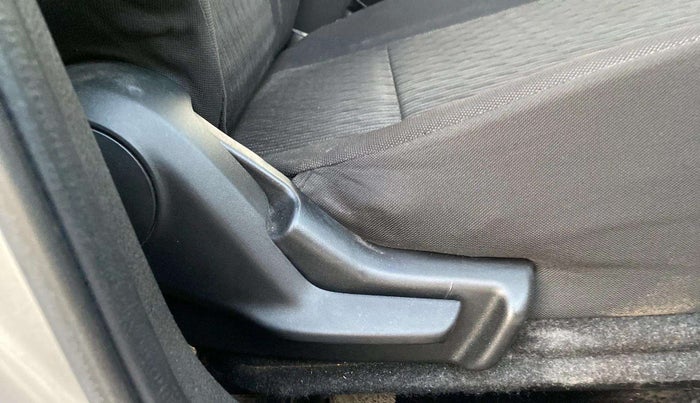 2018 Maruti Baleno DELTA DIESEL 1.3, Diesel, Manual, 95,400 km, Driver Side Adjustment Panel