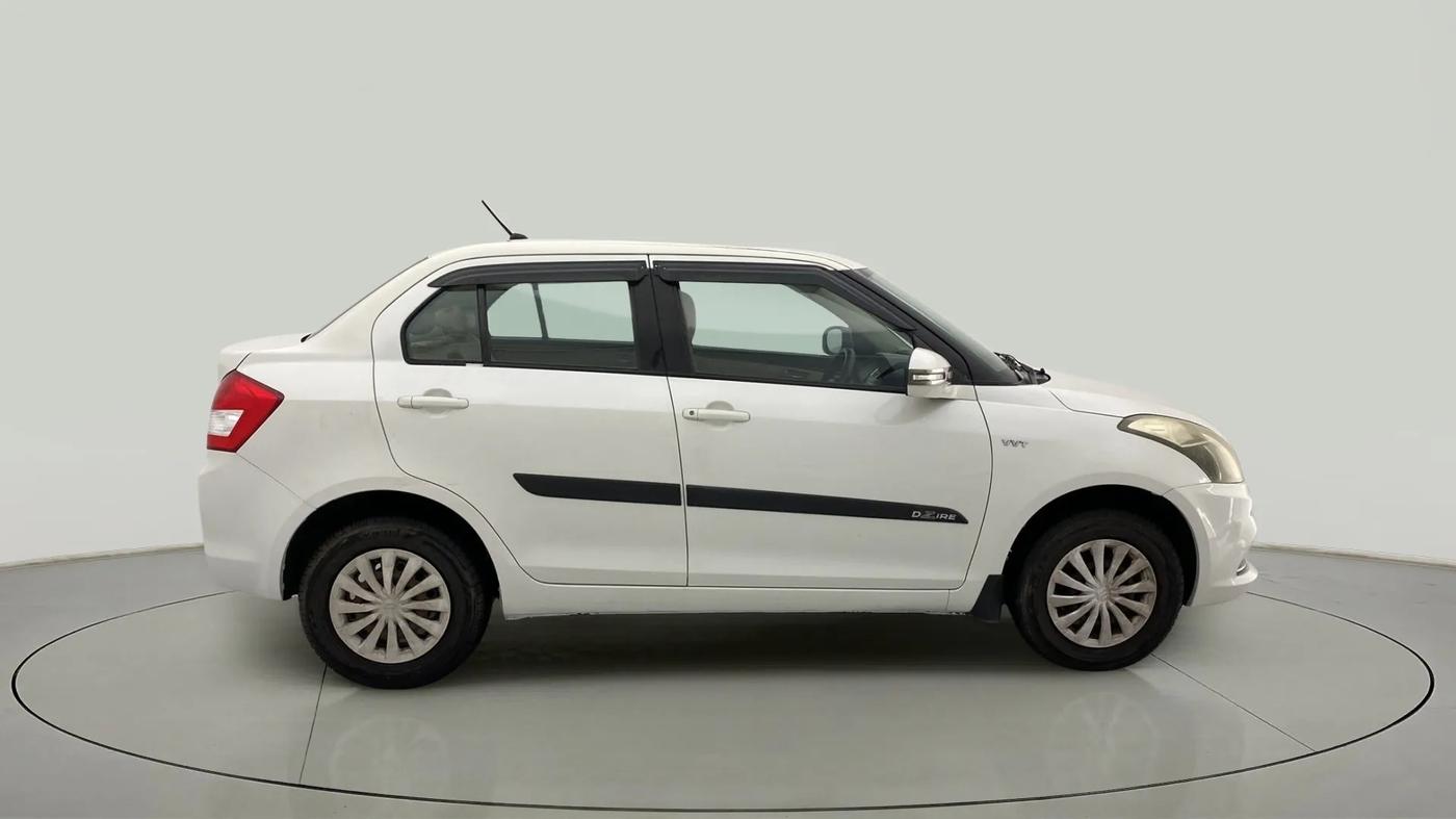 2015 Maruti Swift Dzire VXI, Petrol, Manual, 83,334 km, Right Side View