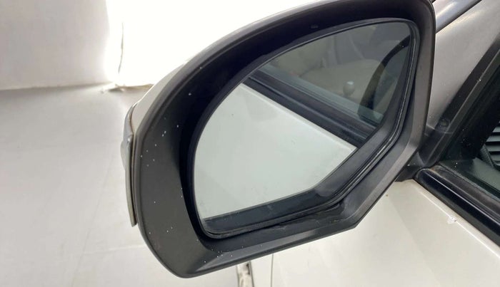 2015 Maruti Swift Dzire VXI, Petrol, Manual, 83,296 km, Left rear-view mirror - Mirror motor not working