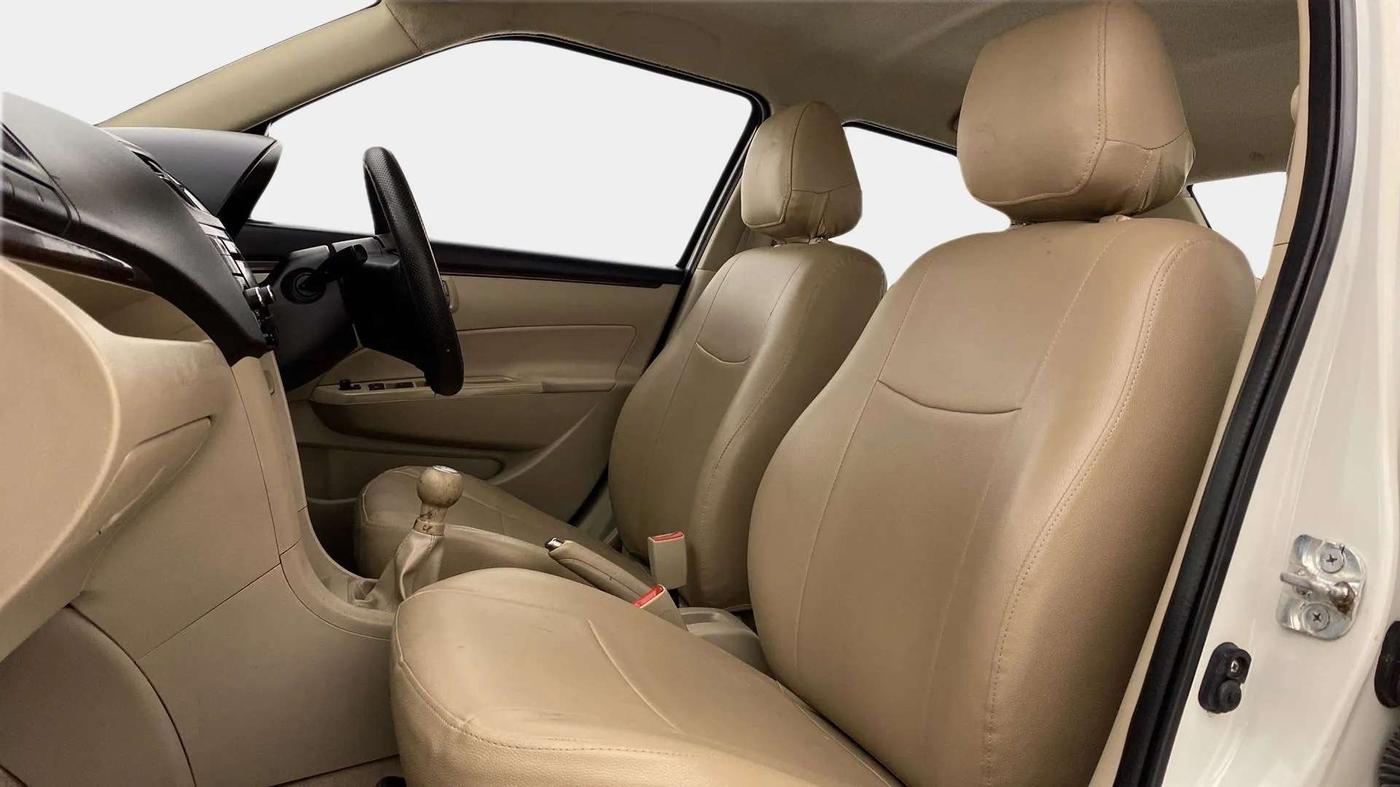 2015 Maruti Swift Dzire VXI, Petrol, Manual, 83,334 km, Right Side Front Door Cabin