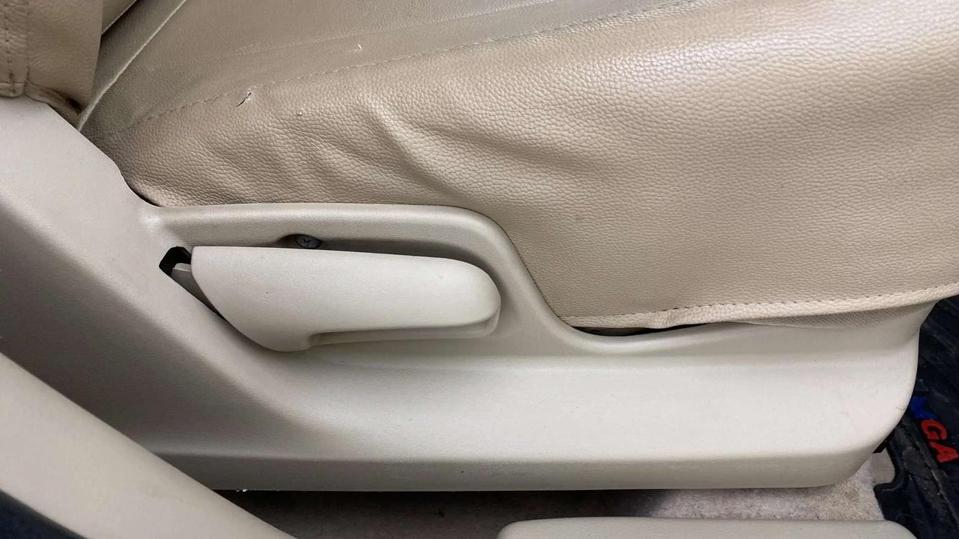 2015 Maruti Swift Dzire VXI, Petrol, Manual, 83,334 km, Driver Side Adjustment Panel