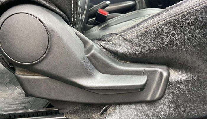 2021 Maruti Baleno DELTA PETROL 1.2, Petrol, Manual, 48,054 km, Driver Side Adjustment Panel