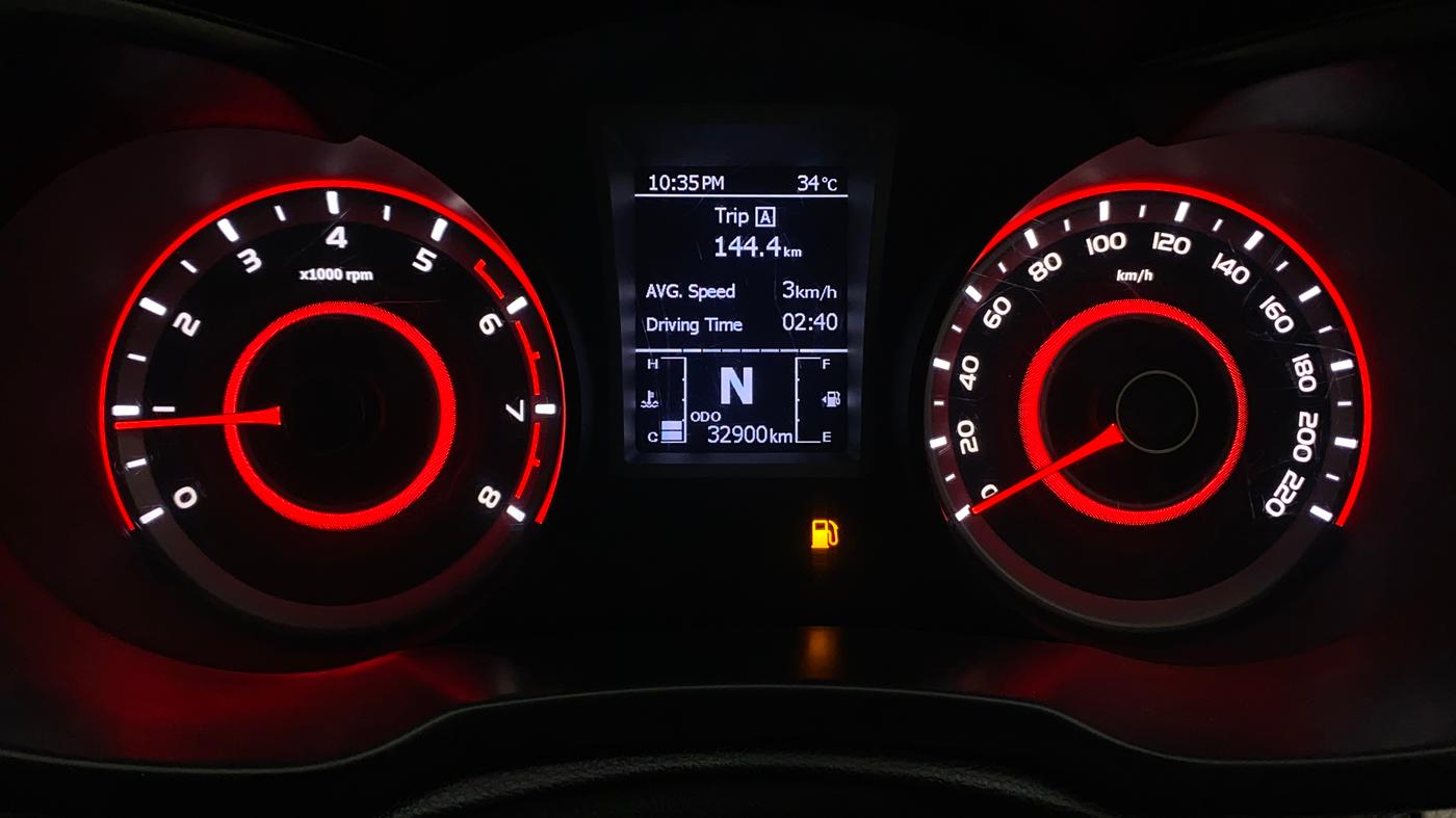 2021 Mahindra XUV300 W8 (O) 1.2 PETROL, Petrol, Manual, 33,073 km, Odometer Image