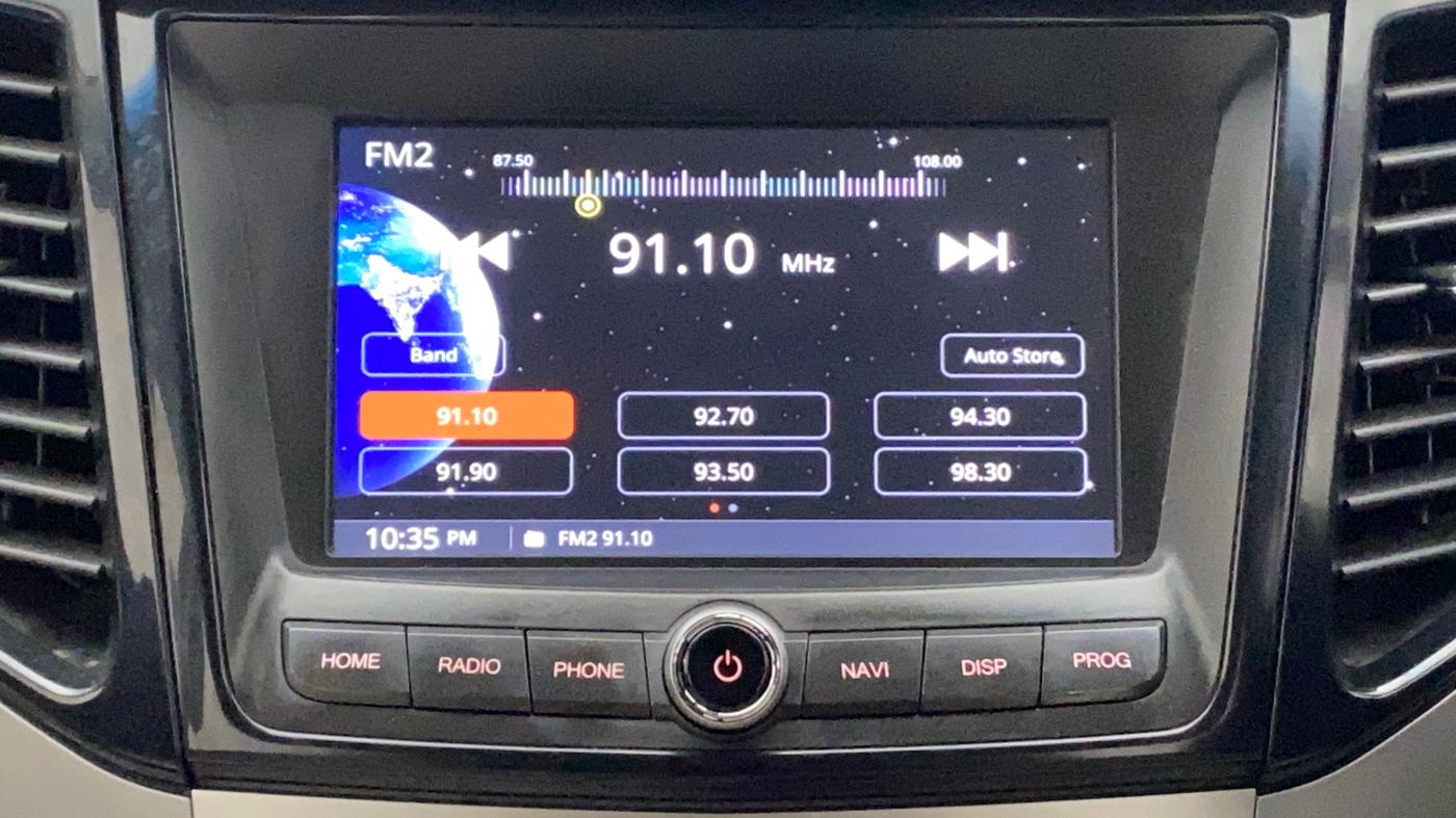 2021 Mahindra XUV300 W8 (O) 1.2 PETROL, Petrol, Manual, 33,073 km, Infotainment System