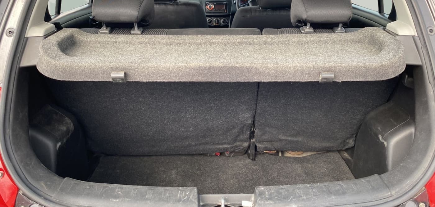 2015 Maruti Swift LXI (O), Petrol, Manual, 89,668 km, Boot Inside
