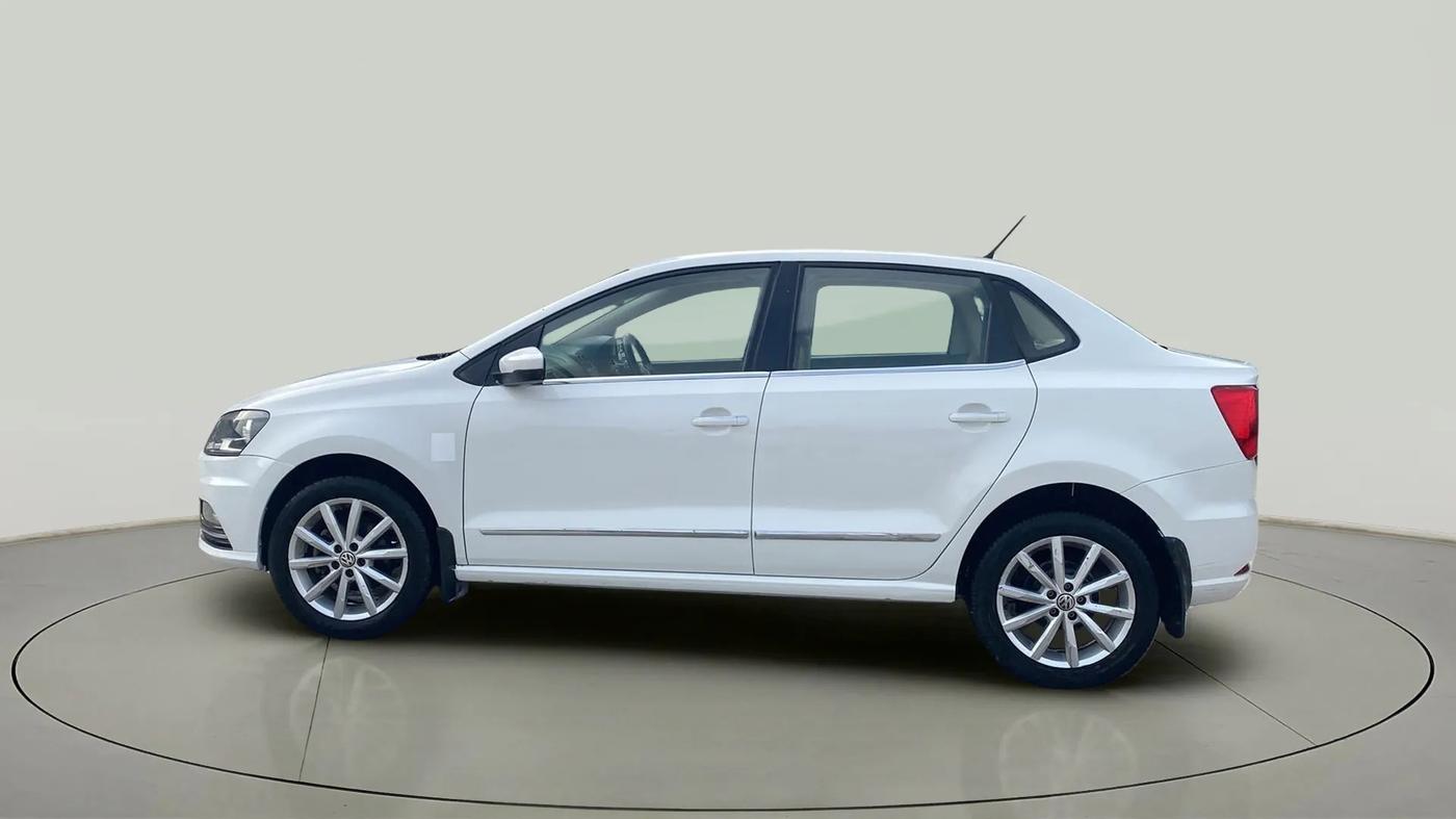 2017 Volkswagen Ameo HIGHLINE1.2L PLUS 16 ALLOY, Petrol, Manual, 74,730 km, Left Side