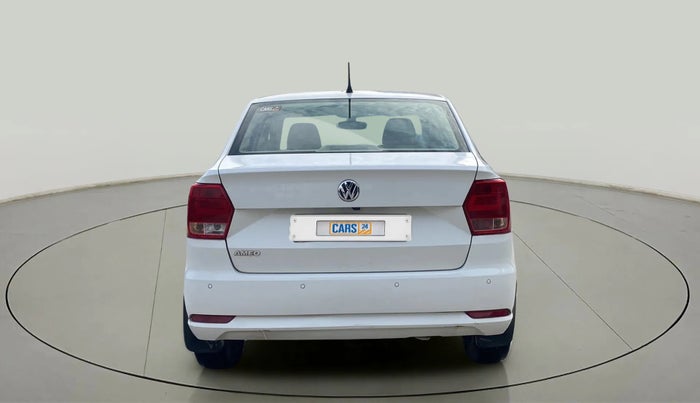 2017 Volkswagen Ameo HIGHLINE1.2L PLUS 16 ALLOY, Petrol, Manual, 74,730 km, Back/Rear