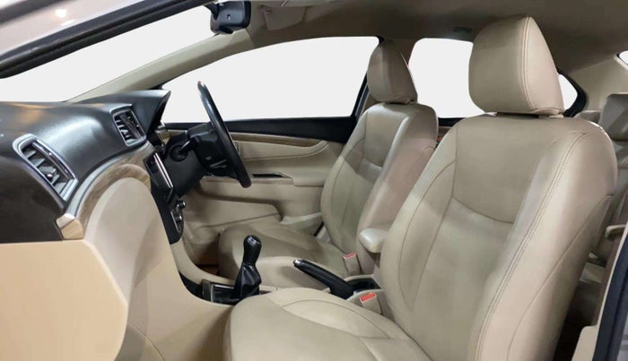 2019 Maruti Ciaz ALPHA 1.5 SHVS PETROL, Petrol, Manual, 79,710 km, Right Side Front Door Cabin