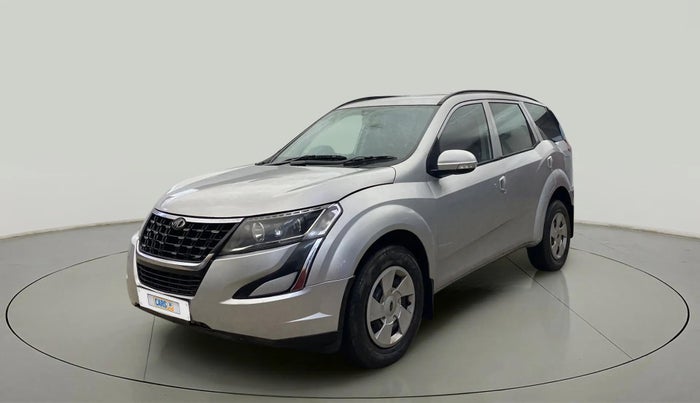 2020 Mahindra XUV500 W5, Diesel, Manual, 97,018 km, Left Front Diagonal