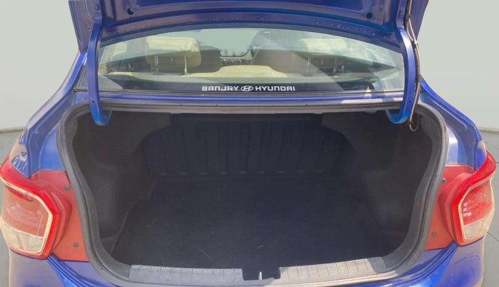 2015 Hyundai Xcent S (O) 1.2, Petrol, Manual, 25,241 km, Boot Inside