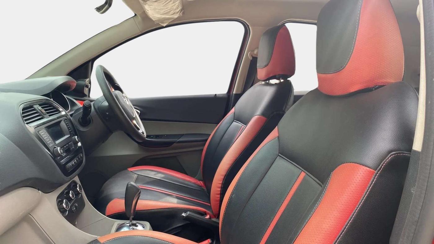 2018 Tata Tiago XZA PETROL, Petrol, Automatic, 28,602 km, Right Side Front Door Cabin