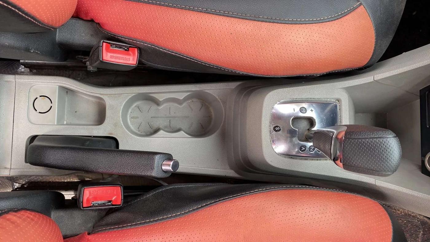 2018 Tata Tiago XZA PETROL, Petrol, Automatic, 28,602 km, Gear Lever