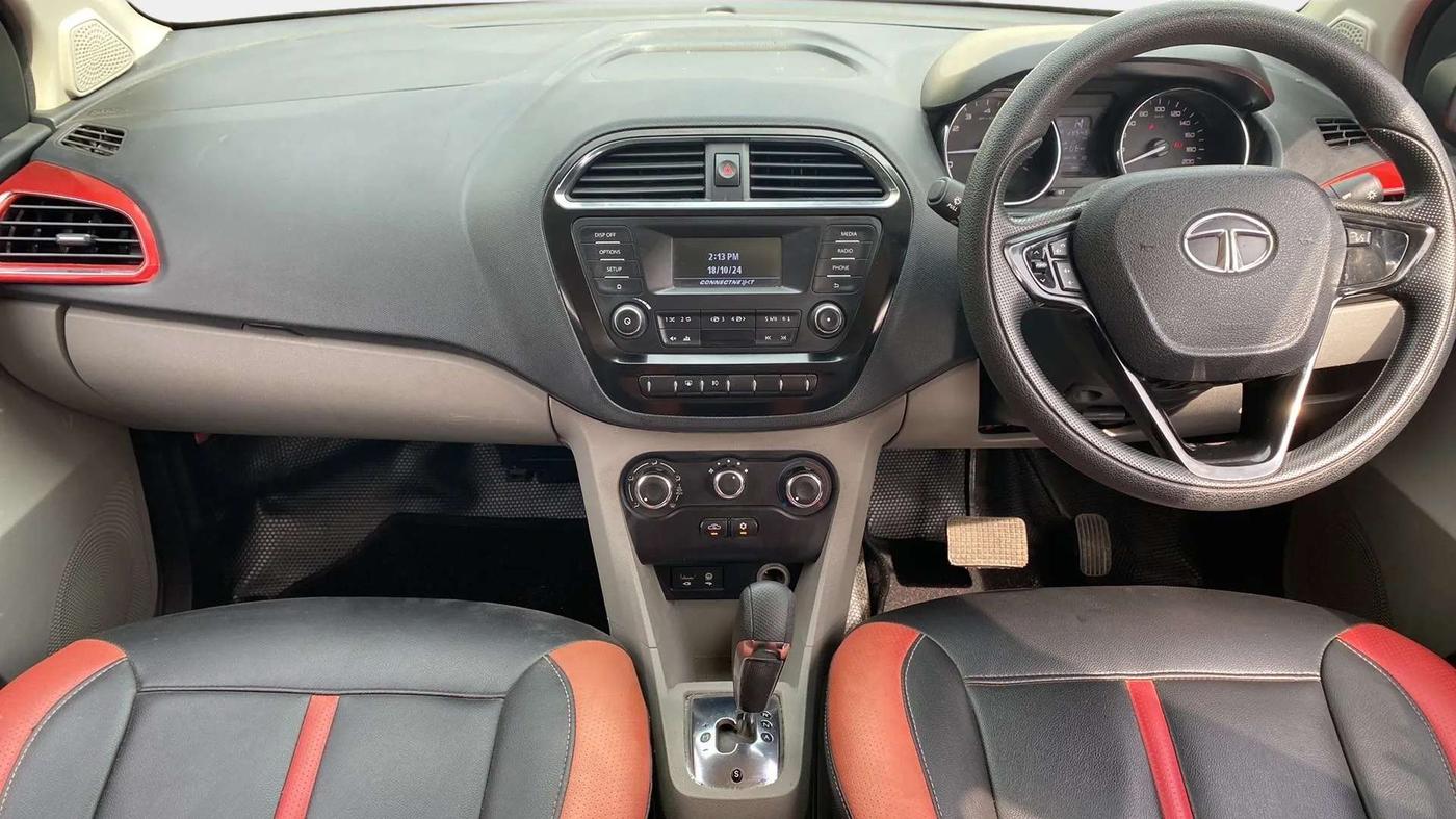 2018 Tata Tiago XZA PETROL, Petrol, Automatic, 28,602 km, Dashboard