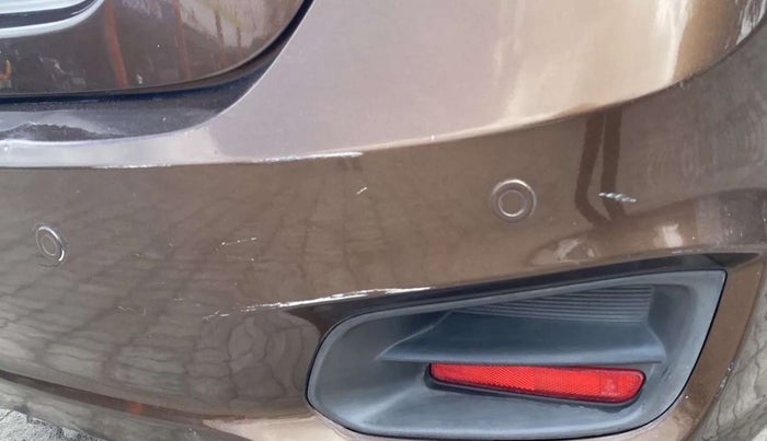 2015 Maruti Ciaz ZXI+, Petrol, Manual, 55,008 km, Rear bumper - Minor scratches