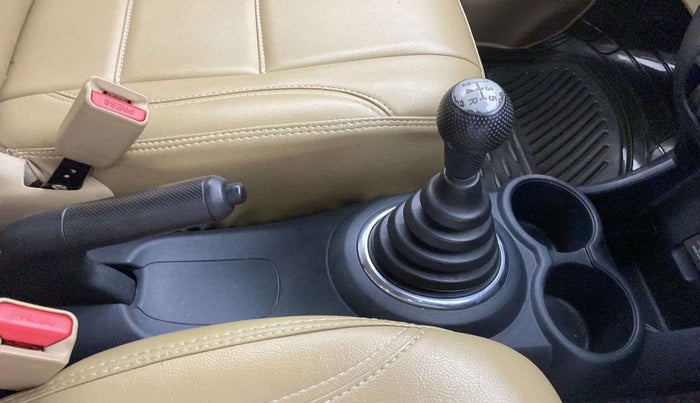 2015 Honda Brio S MT, Petrol, Manual, 43,378 km, Gear Lever