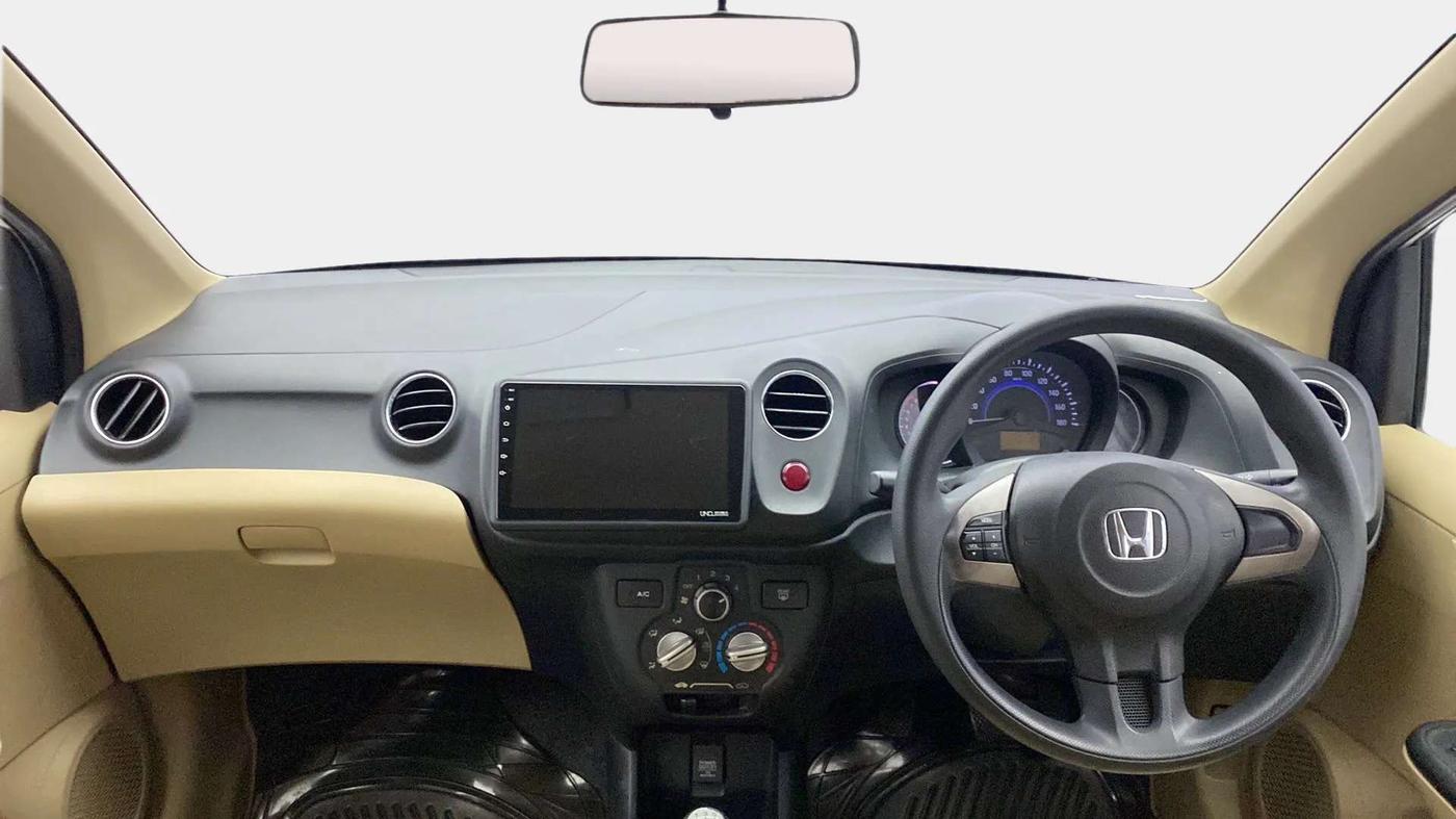 2015 Honda Brio S MT, Petrol, Manual, 43,378 km, Dashboard