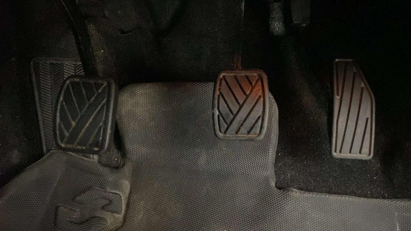 2023 Maruti Baleno ALPHA PETROL 1.2, Petrol, Manual, 8,249 km, Pedals