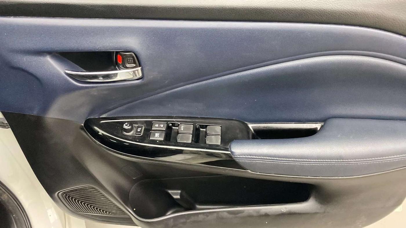 2023 Maruti Baleno ALPHA PETROL 1.2, Petrol, Manual, 8,249 km, Driver Side Adjustment Panel
