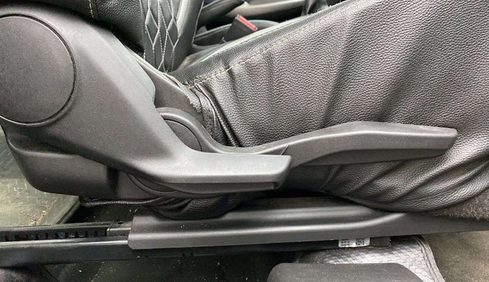2019 Maruti Baleno ALPHA PETROL 1.2, Petrol, Manual, 28,416 km, Driver Side Adjustment Panel