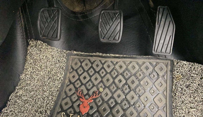 2023 Maruti Swift VXI, Petrol, Manual, 36,386 km, Pedals