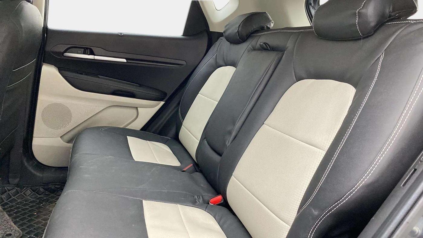 2021 KIA SONET HTX 1.0 IMT, Petrol, Manual, 43,627 km, Right Side Rear Door Cabin