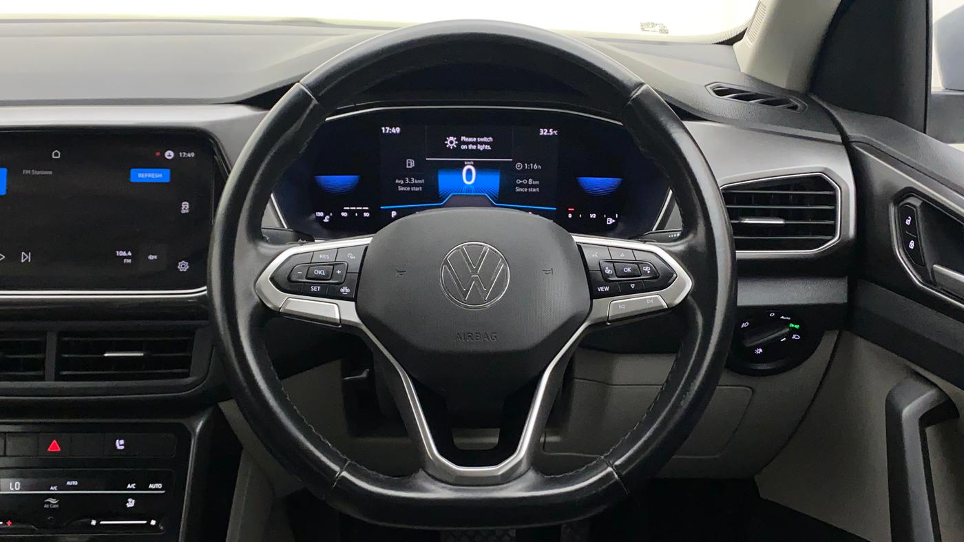 2022 Volkswagen TAIGUN TOPLINE 1.0 TSI AT, Petrol, Automatic, 57,250 km, Steering Wheel Close Up