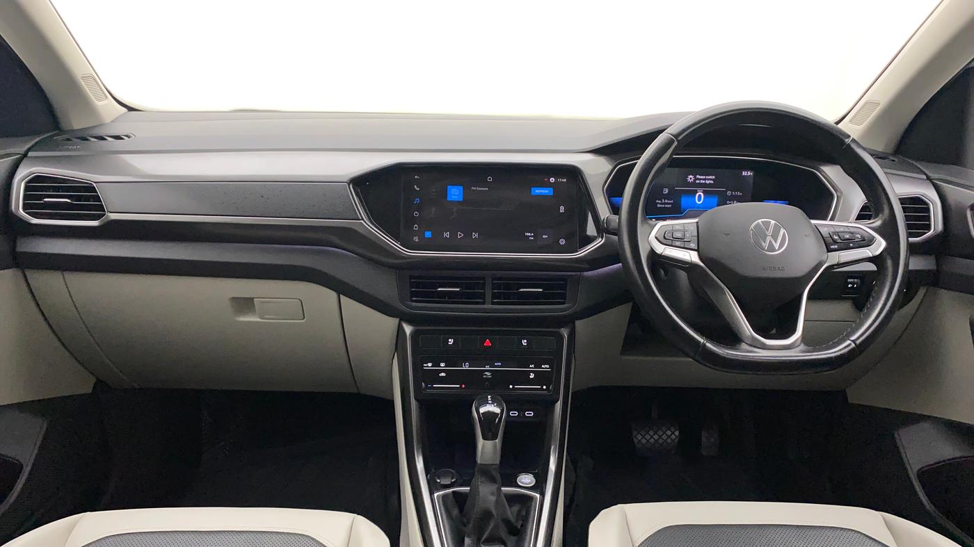 2022 Volkswagen TAIGUN TOPLINE 1.0 TSI AT, Petrol, Automatic, 57,250 km, Dashboard
