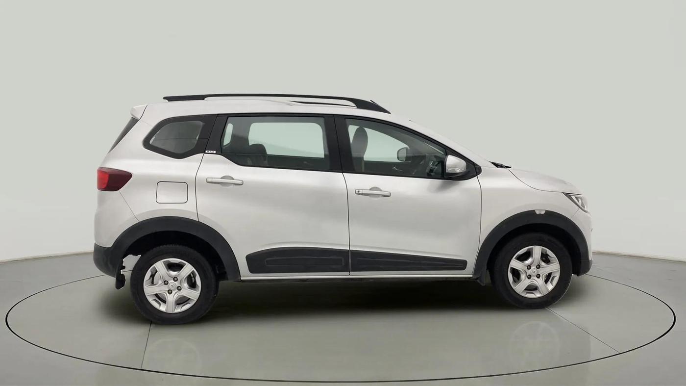 2019 Renault TRIBER RXZ, Petrol, Manual, 39,338 km, Right Side View