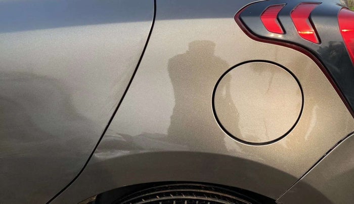 2018 Maruti Swift VXI AMT, Petrol, Automatic, 23,713 km, Left quarter panel - Slightly dented