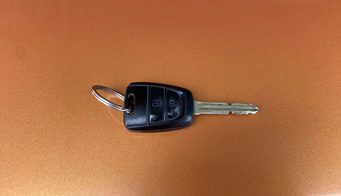 2016 Hyundai Grand i10 SPORTZ 1.2 KAPPA VTVT, Petrol, Manual, 69,764 km, Key Close Up