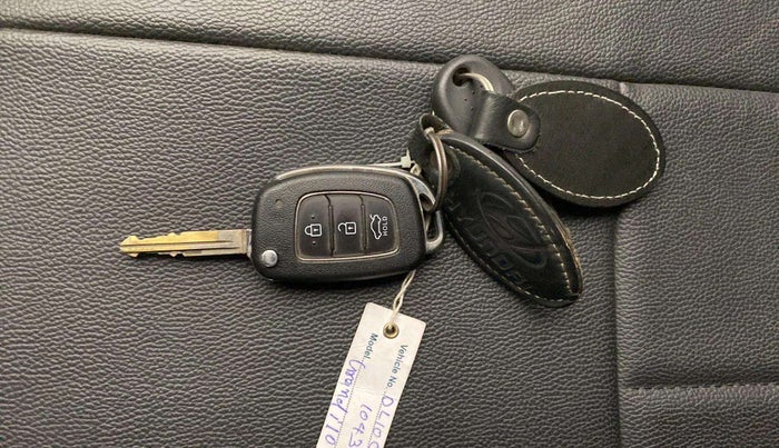 2020 Hyundai GRAND I10 NIOS SPORTZ AMT 1.2 KAPPA VTVT, Petrol, Automatic, 11,795 km, Key Close Up