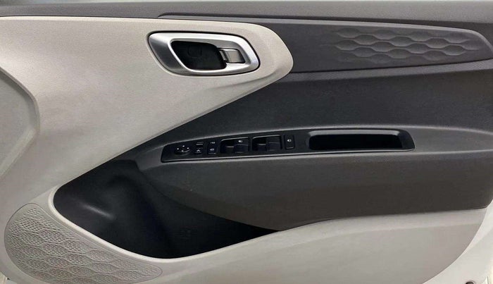 2020 Hyundai GRAND I10 NIOS SPORTZ AMT 1.2 KAPPA VTVT, Petrol, Automatic, 11,795 km, Driver Side Door Panels Control