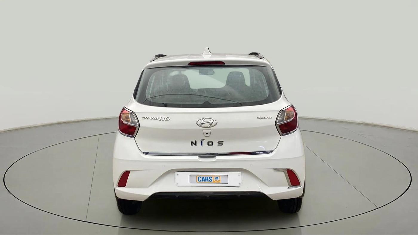 2020 Hyundai GRAND I10 NIOS SPORTZ AMT 1.2 KAPPA VTVT, Petrol, Automatic, 11,795 km, Back/Rear