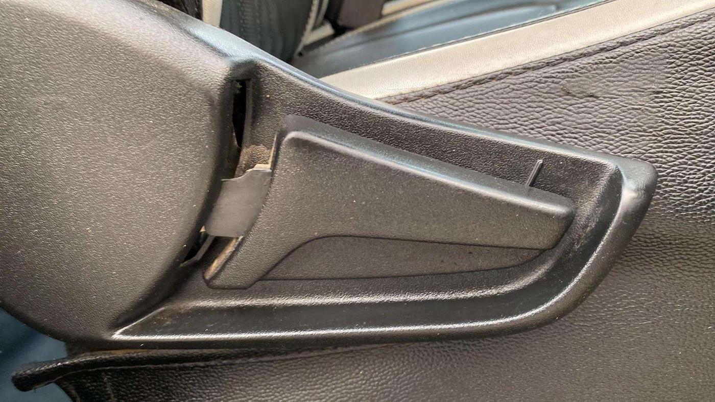 2021 Maruti S PRESSO VXI, Petrol, Manual, 33,063 km, Driver Side Adjustment Panel