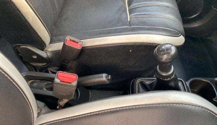 2021 Maruti S PRESSO VXI, Petrol, Manual, 33,063 km, Gear Lever