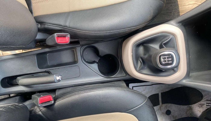 2018 Hyundai Grand i10 ASTA 1.2 KAPPA VTVT, Petrol, Manual, 7,971 km, Gear Lever