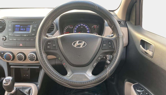 2014 Hyundai Xcent S (O) 1.2, Petrol, Manual, 50,185 km, Steering Wheel Close Up