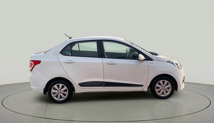 2014 Hyundai Xcent S (O) 1.2, Petrol, Manual, 50,185 km, Right Side View
